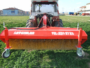 Barredora de carretera montada en tractor de nueva condición con cubo de Turquía para uso en tractor - Product Image 2
