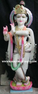 Estatua de pie de Krishna, mármol colorido hecho a mano, con flauta de juego - Product Image 5