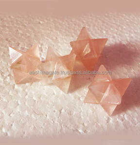 Feng Shui Style Rose Quartz Merkaba Star (India) Piedra preciosa tallada a mano con técnica de grabado - Product Image 2