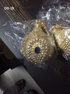 DD15 vif fait à la main dames pochette sac à main de haute qualité or argent métal élégant perlé pierre travail mariée soirée utilisation - Product Image 5