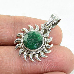 Indian Chakra <b>Emerald</b> Gemstone 925 Sterling Silver <b>Pendant</b> Handmade Fashion Jewelry Gemstone <b>Pendant</b> - Product Image 1