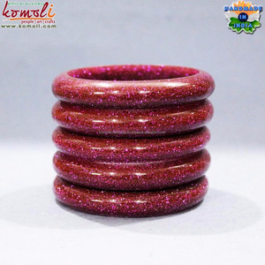 Negro brillo lleno de pulsera de brazalete de resina y puños - Product Image 3