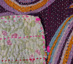Nouveau Design Kantha Jeté Vintage Sari Tissu Kantha Quilt - Product Image 2