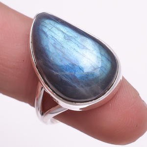 Bague Antique en Argent 925 avec Pierre Précieuse Labradorite Naturelle Bijoux en Argent Fin pour Filles Occasion de Mariage Fabricant Direct - Product Image 1