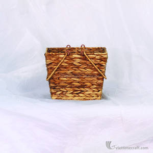 Panier de rangement en jacinthe d'eau écologique naturel, design personnalisable fait à la main au Vietnam, vente en gros - Marque Viettimecraft - Product Image 6