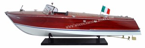 Modèle de bateau en bois RIVA CORSARO (PRÊT POUR LA RADIO-CONTRÔLE) / Bateau rapide en bois / Modèle artisanal - Product Image 2