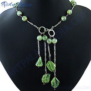 Collier Pendentif Goutte d'Eau Style Bohème en Argent Sterling 925 avec Grenat et Prénite pour Femme, Idéal au Quotidien et pour les Fêtes - Product Image 3