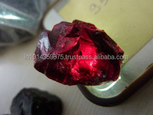 พลอยโกเมน (สีม่วง) แบบหยาบ จำนวนมาก ไม่เจียระไน ขนาดอิสระ รูปทรงอิสระ หินธรรมชาติ สำหรับทำเครื่องประดับ - Product Image 2