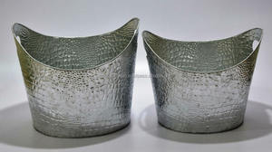 Enfriador de vino de Metal rústico grande personalizado, encimera de hoja de hierro con cubo de almacenamiento grande para restaurantes, bares y ocasiones de fiesta - Product Image 3