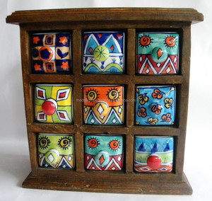 Commode en bois avec 9 tiroirs en céramique, naturelle, verticale - Product Image 1