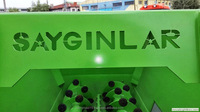SAYGINLAR NOUVEAU Mélangeur d'aliments horizontal de haute qualité 3m³ pour tracteur électrique ou à prise de force (PTO) avec vis sans fin et roulement 380V Vert