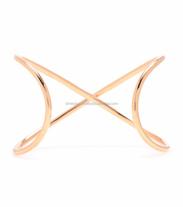 กำไลข้อมือครอสโอเวอร์ประดับเพชรขนาดเล็กที่เรียบง่ายสีทอง18K ทำด้วยมือเครื่องประดับสร้อยข้อมือเพชรและกำไลข้อมือ - Product Image 5