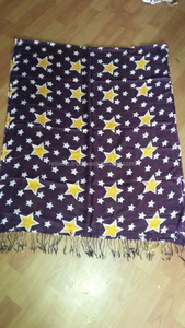 Wholesale Cheap Star Printed Pashmina <b>Shawls</b> and Hijabs <b>for</b> Winter Season - Product Image 2