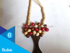 Collar y pulsera de árbol de cuentas de madera de Bali Unisex, patrones de flores de números de estilo religioso bohemio para fiestas y regalos - Product Image 2