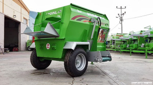 Wagon-Mezclador de alimentación eléctrico y Tractor, 3cbm - Product Image 3