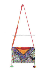 Hecho a mano Vintage Tribal Banjara embrague viejo Indio Gitano Kutch verano surtido bolsas de mensajero y monedero al por mayor - Product Image 5