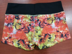 Pantalones cortos de tabla de talla grande Premium de alta calidad para mujer, de secado rápido tela transpirable, ecológicos, personalizados, con estampado completo, ajustados - Product Image 6