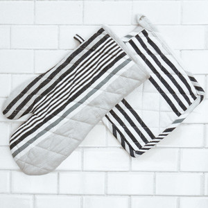 100% Cotton Oven Mitts with Silicone Strip <b>Green</b> Pot Holders for Cooking <b>Microwave</b> Baking Home Food Protection for Restaurants - Product Image 3