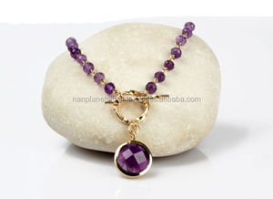 Conjunto de bisel redondo de amatista, collar con colgante de cadena de cuentas en plata de ley para regalo de fiesta de compromiso de boda - Product Image 1