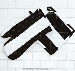 ถุงมือผ้าฝ้าย100% ขาวดำสำหรับใช้ในเตาอบ - Product Image 1