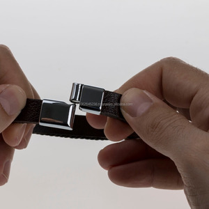 สร้อยข้อมือวินเทจทำด้วยมือแบบพังค์ปรับได้กำไลข้อมือหนังแท้หุ้มทองสำหรับผู้ชายผู้หญิงโลโก้ตามสั่ง - Product Image 3