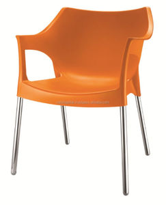 Plastic chair with arms for restaurant use
