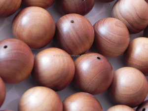 Cuentas de sándalo blanco de 20mm hechas a mano, artesanía en madera India colorida Natural para joyería budista, patrones ovalados - Product Image 4