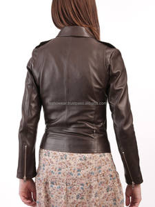 Chaqueta de cuero con estilo para mujer Premium, diseño moderno elegante, ajuste cómodo, ropa de abrigo de invierno transpirable para otoño - Product Image 5