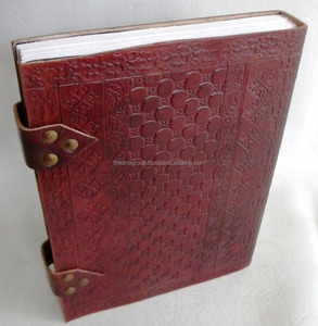 วารสารหนังนูนแบบวินเทจทำด้วยมือพร้อมที่ปิดเข็มขัดคู่เหมาะสำหรับการใช้งานส่วนตัวและมืออาชีพ - Product Image 2