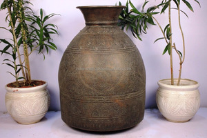 Macetero de bronce de latón indio para decoración interior del hogar, maceta de Color antiguo hecha a mano - Product Image 2