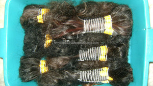 Cabello humano a granel sin procesar trenzado 100%. Cabello humano a granel crudo Temple. Cabellos de textura ondulada de un donante - Product Image 4