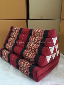 Oreiller triangulaire thaïlandais, taille jumbo, pour deux personnes / Mhorn Sarm Liam, motif traditionnel d'éléphants, kapok 100% - Product Image 3