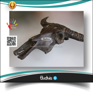 Cabezas de calavera de búhos grandes de resina pintadas a mano, decoración de pared de fábrica - Product Image 2