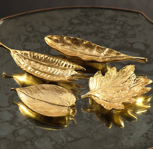 Plateau personnalisable en aluminium feuille d'or plat en métal durable pour vaisselle et vaisselle lavable au lave-vaisselle emballé dans un carton - Product Image 1