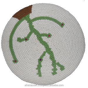 Alfombrillas y almohadillas de bola de fieltro hechas a mano multicolores ecológicas clásicas de alta calidad al mejor precio al por mayor para decoración del hogar - Product Image 6