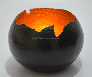 Bougie chauffe-plat élégante en métal doré et noir avec motif goutte pour la décoration de Noël ou une utilisation toute l'année - Product Image 2