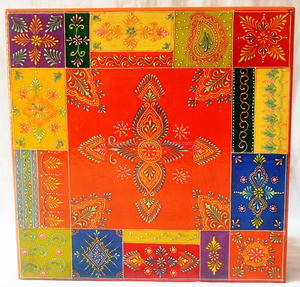 Bajot de madera indio hecho a mano, de alta calidad, añade un atractivo único a la decoración de tu sala de estar - Product Image 1