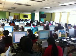 Laboratório de computador & sala de aula
