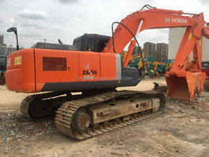 Excavadora de Orugas Usada Hitachi ZX200-3G de Japón Disponible para la Venta - Product Image 2