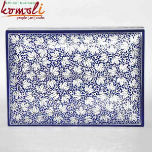 Boîte à souvenirs faite à la main en bois peinte à la main pour bijoux, bibelots, décoration intérieure et objets de collection - Product Image 2