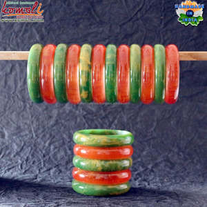 Brazaletes Finos de Joyería Hechos a Mano con Acabado de Mármol - Product Image 2