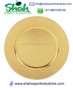 Assiette de service ronde en acier inoxydable doré au design classique, minimaliste, pour la maison et les dîners de mariage - Product Image 3