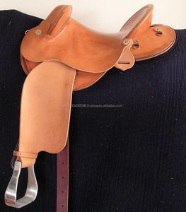 Selle en cuir tout usage western Treeless Endurance GP noir/marron pour cheval - Product Image 4