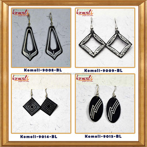 Joyería antigua India grabada de metal negro y plata hecha a mano - Product Image 6