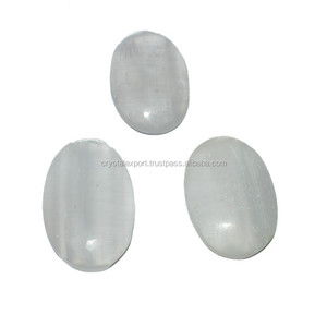 Venta al por mayor de cabachonse ovalada de selenita: proveedor de productos de selenita DE LA India, compre un collar de envoltura de cristal - Product Image 1