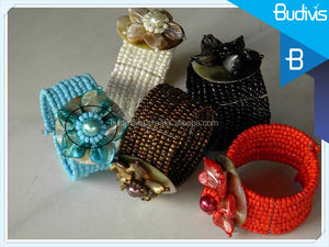 Venta al por mayor, Gargantilla con cuentas, pulseras con flor de concha, brazaletes hechos a mano 100% Bali indonesia - Product Image 6