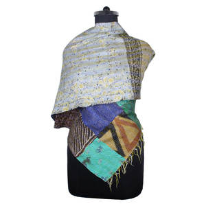 Kantha แผ่นปะผ้าไหมงานแฮนด์เมดผ้าพันคอสไตล์วินเทจผ้าพันคอดีไซน์ทันสมัยสำหรับเด็กผู้หญิงผ้าพันคอ SC1430วินเทจผ้าเย็บมือสไตล์วินเทจ - Product Image 1