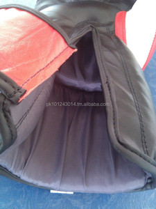 Guantes de Boxeo Rojos de Cuero Genuino de 12 OZ para Hombre con Logotipo Personalizado, Hechos a Mano con Calidad Premium para Entrenamiento y Competencia por GLI - Product Image 4