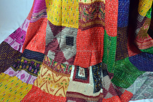 Colcha de Kantha de Sari indio de seda, gran oferta, tamaño Queen - Product Image 2