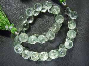Gotas de cebolla facetadas de grado AA de 8mm, pulseras de piedras preciosas de cristal Natural de amatista verde, piedra suelta, cristal natural directo de fábrica - Product Image 1